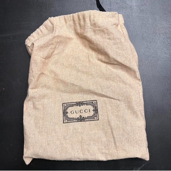 Gucci GG Matelasse Shoulder Bag with Gold Chain - Picture 6 of 6